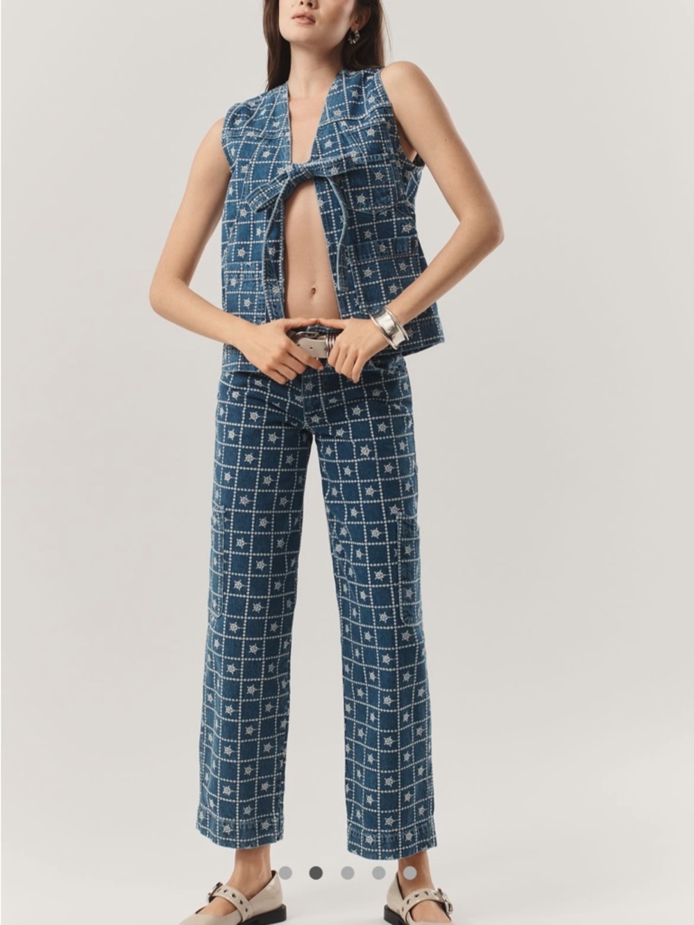 Damson Madder Drew Embroidered Cargo Jeans NWT | Size 4 | Blue